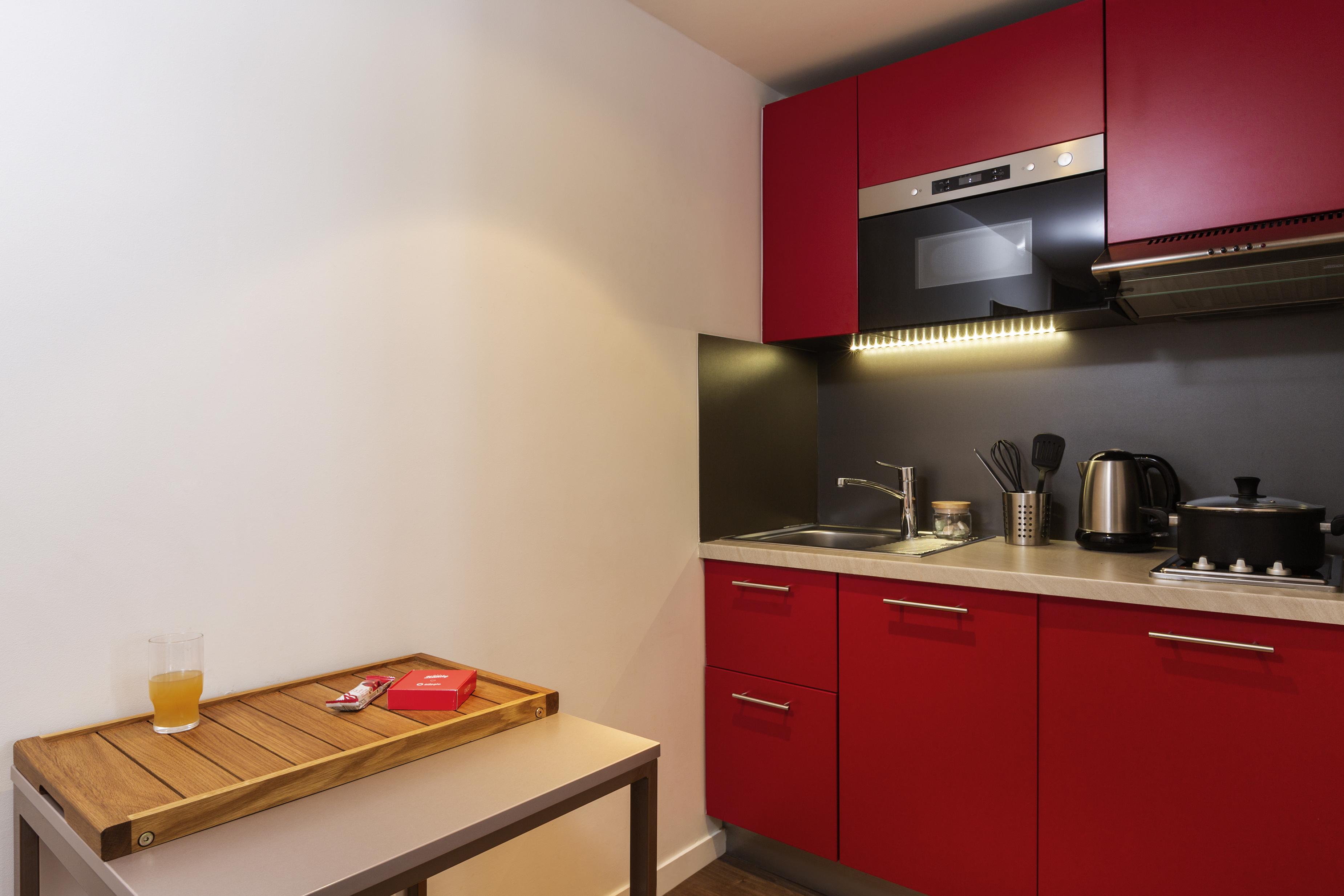 Aparthotel Adagio La Defense Courbevoie Exteriör bild